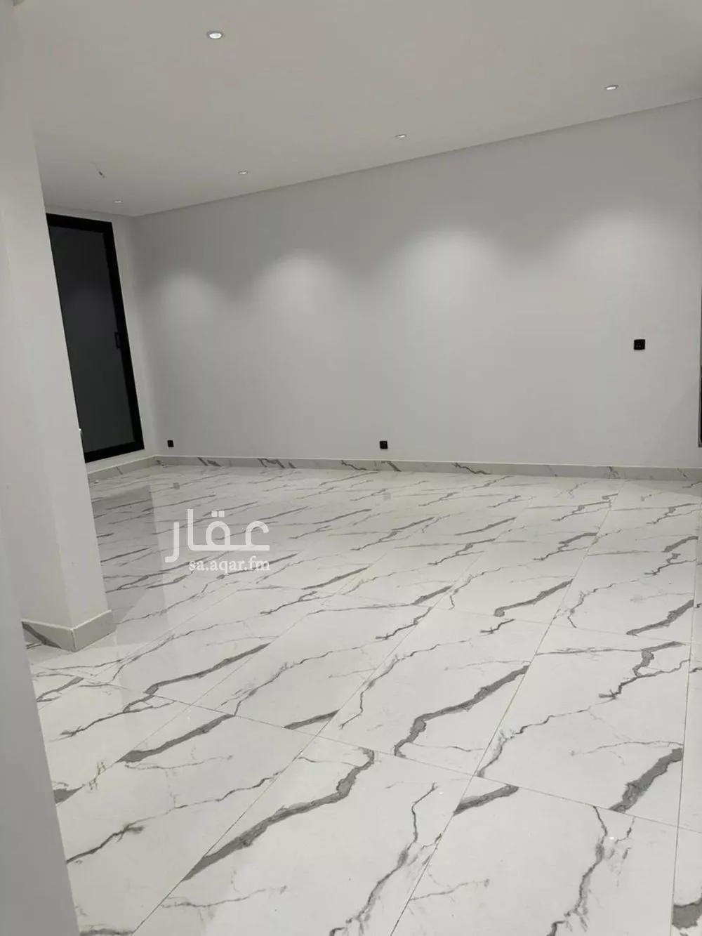 فيلا للإيجار في شارع عبدالله الزمار, حي العارض, مدينة الرياض, منطقة الرياض 1 صورة