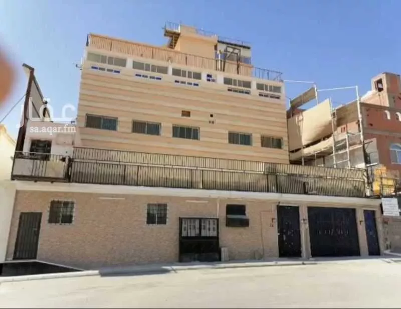 عمارة للبيع في شارع أبي الفضل إبن المرجاني, حي الاجواد, جدة 1 صورة