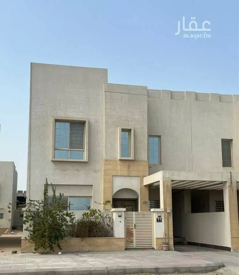 فيلا للبيع في شارع المنذر ابن كعب, حي الأمواج, مدينة الخبر, المنطقة الشرقية 1 صورة