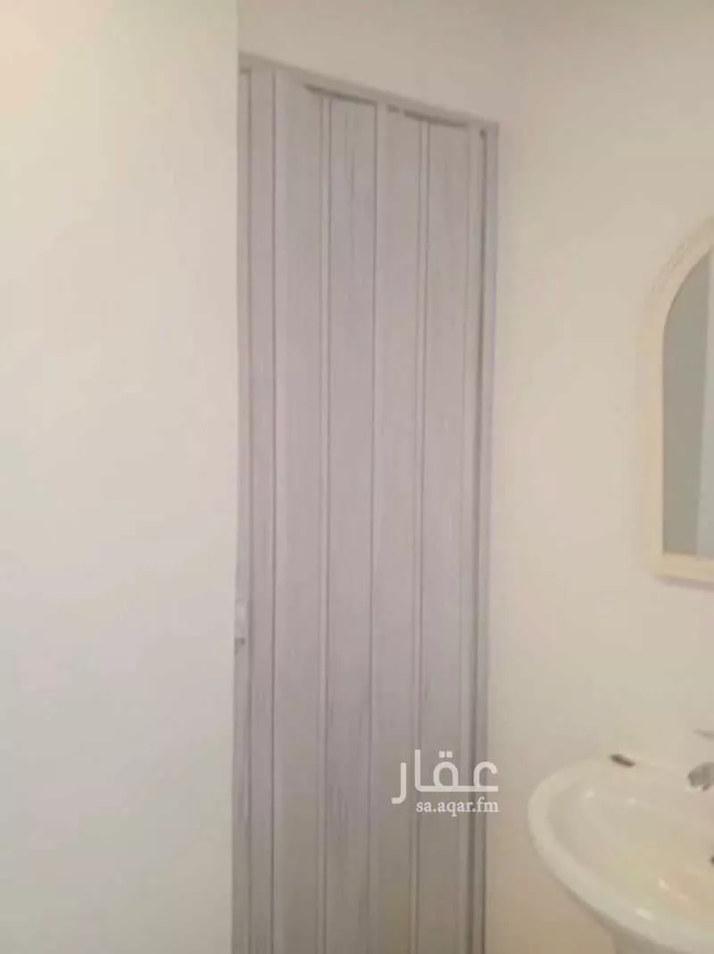 غرفة للإيجار في شارع محمد بن حمد بن حامد ، حي اشبيلية ، الرياض ، منطقة الرياض 1 صورة