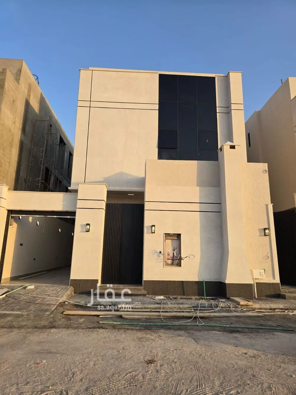 فيلا للبيع في شارع عبدالقدوس الانصاري, حي الرمال, مدينة الرياض, منطقة الرياض 1 صورة