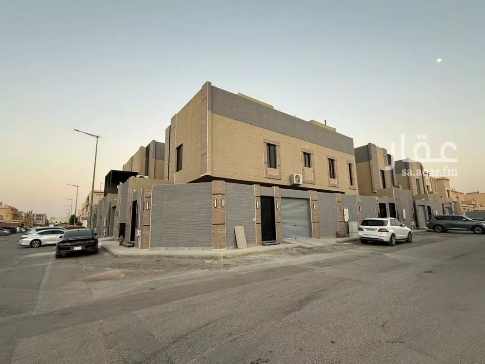 دور للبيع في شارع رقم 322, حي المونسية, مدينة الرياض, منطقة الرياض 1 صورة