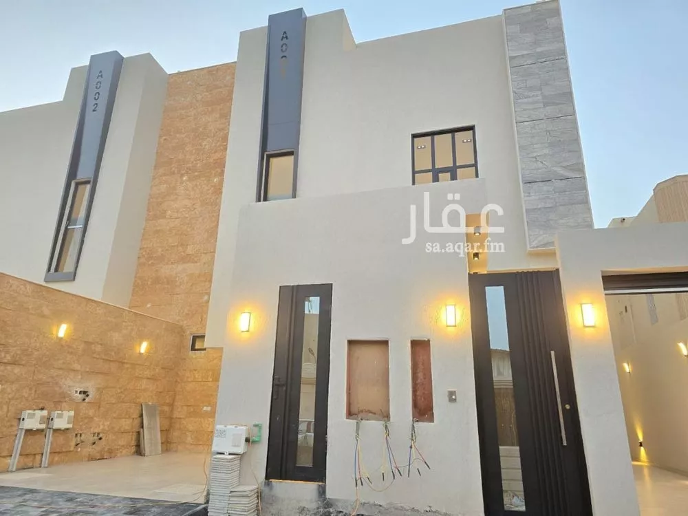 دور للبيع في شارع عبدالله بن ابي المظفر, حي الخليج, مدينة الرياض, منطقة الرياض 1 صورة