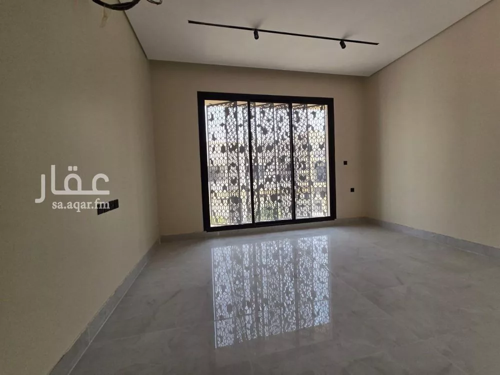 دور للبيع في شارع جمال الدين أبي السعود ظهيرة, حي الرمال, مدينة الرياض, منطقة الرياض 1 صورة