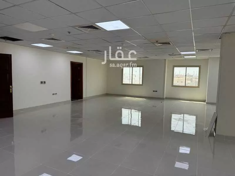 مكتب تجاري للإيجار في حي البغدادية الغربية ، جدة ، جدة 1 صورة