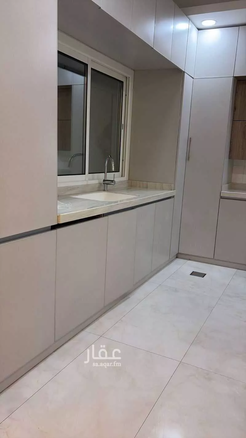 فيلا للإيجار في شارع علي بن عبدالله السنهوري, حي العارض, مدينة الرياض, منطقة الرياض 1 صورة