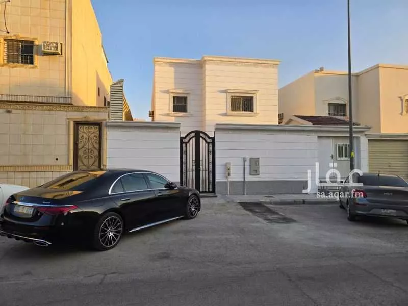 فيلا للبيع في شارع إبراهيم اليزيدي ، حي العقيق ، الرياض ، منطقة الرياض 1 صورة