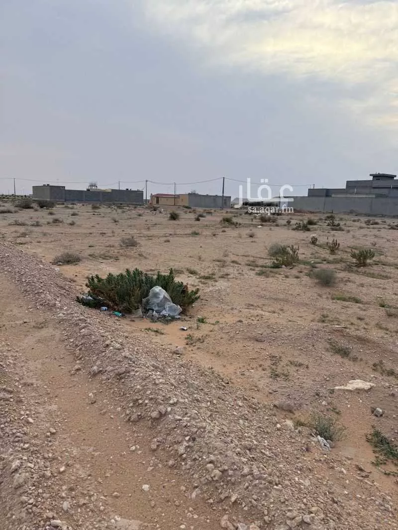 أرض للبيع في شارع الملك عبدالله4, حي الملك عبدالله, مدينة ثادق, منطقة الرياض 1 صورة