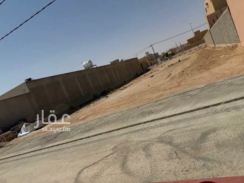 أرض للبيع في شارع داوود بن ابي العاص, حي الجامعة, مدينة ثادق, منطقة الرياض 1 صورة