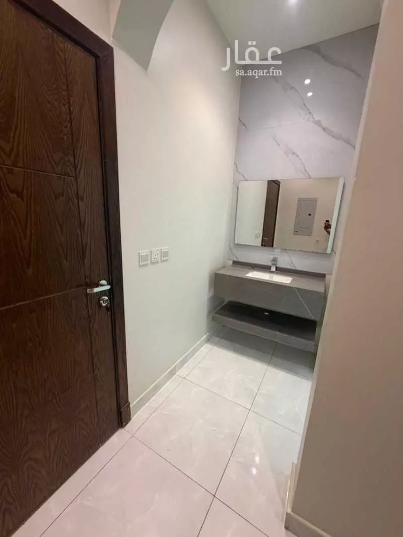 فيلا للإيجار في شارع دار الندوة, حي ضاحية الملك فهد, مدينة الدمام, المنطقة الشرقية 1 صورة