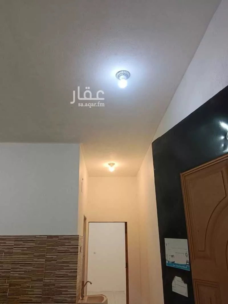 شقة للإيجار في شارع اوس ابن ثابت ابن المنذر, حي الفيصلية, مدينة صبياء, منطقة جازان 1 صورة