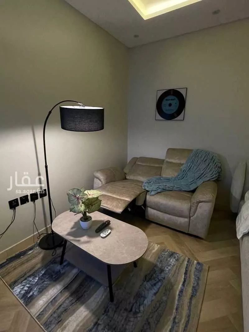 استديو مفروش للحجز في شارع مدينة الزايد, حي العقيق, الرياض 1 صورة