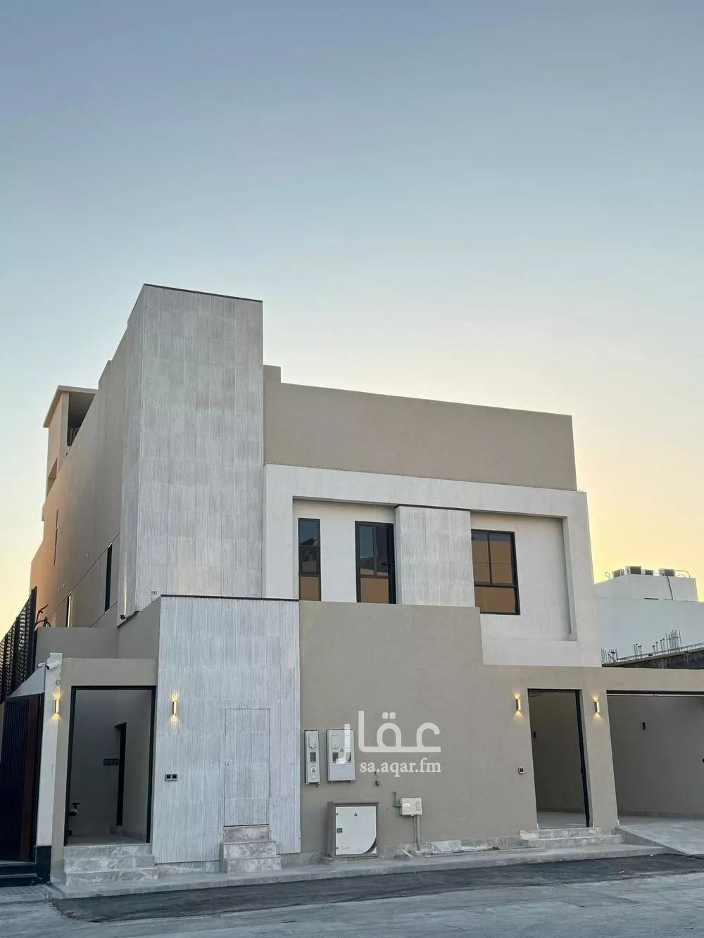 فيلا للبيع في شارع ثعلبه بن سعد الخزرجي, حي العارض, مدينة الرياض, منطقة الرياض 1 صورة