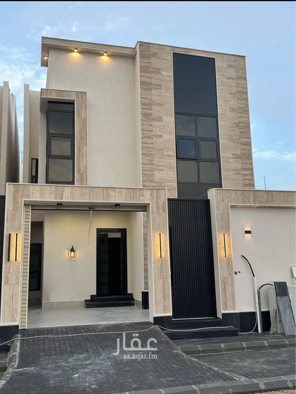 فيلا للبيع في شارع الاصيل, حي الشروق, مدينة الدمام, المنطقة الشرقية 1 صورة