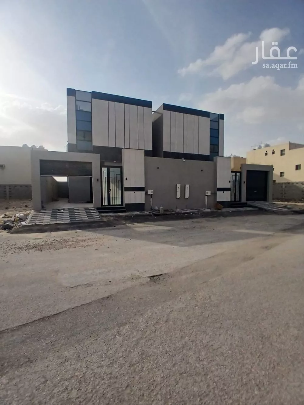 فيلا للبيع في شارع ابو التمام البغدادي, حي ضاحية الملك فهد, مدينة الدمام, المنطقة الشرقية 1 صورة