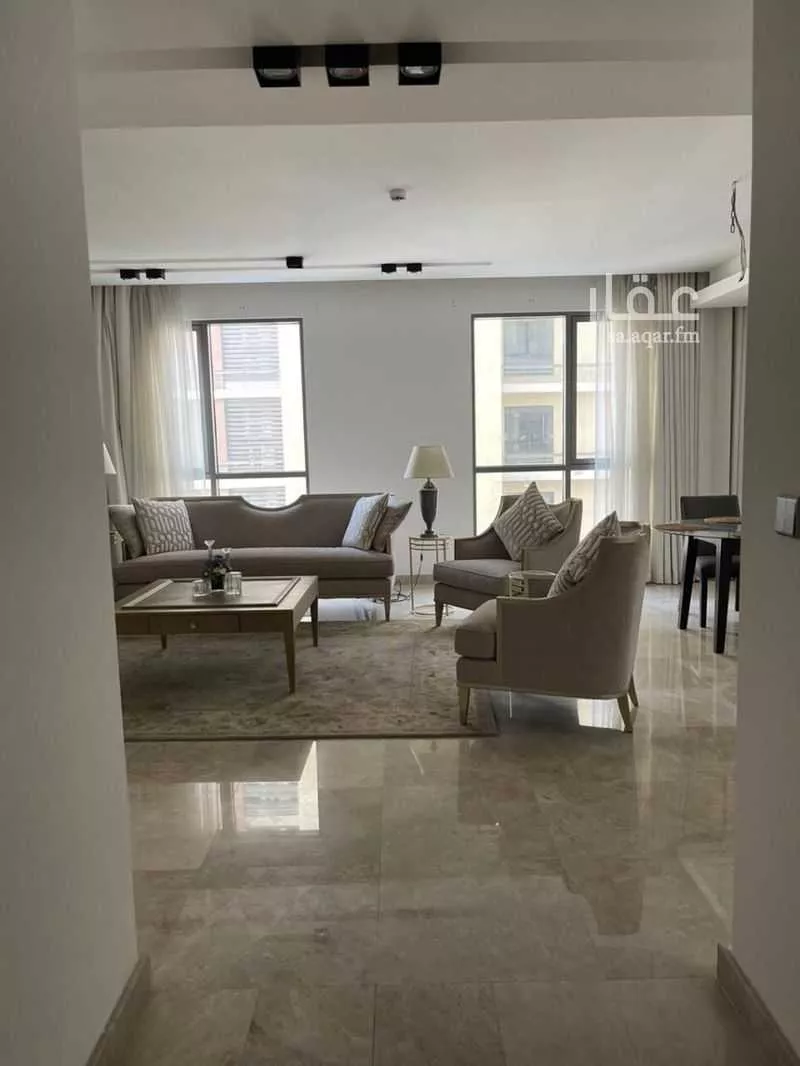 شقة للبيع في شارع بشار بن برد, حي العليا, مدينة الخبر, المنطقة الشرقية 1 صورة