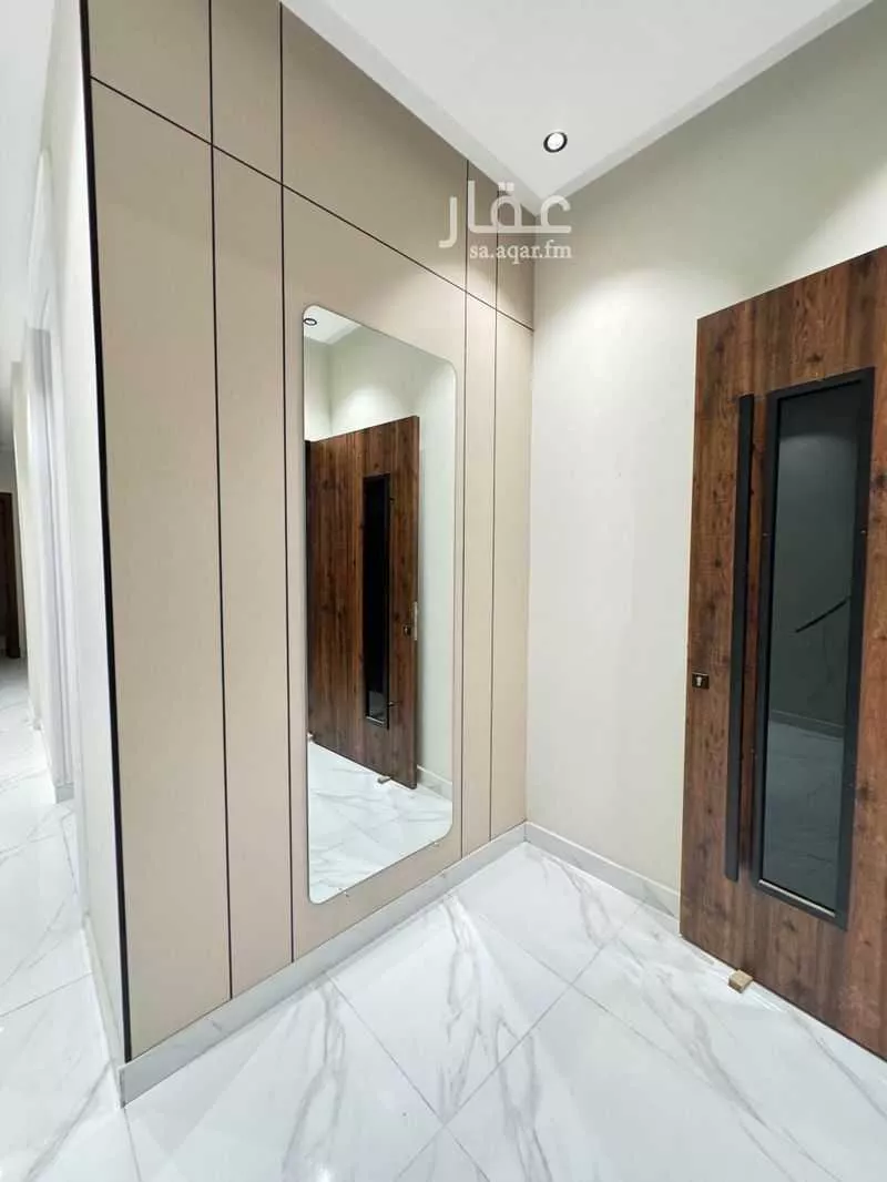 شقة للبيع في شارع اسد الدين الحسني, حي السويس 2, مدينة جازان, منطقة جازان 1 صورة