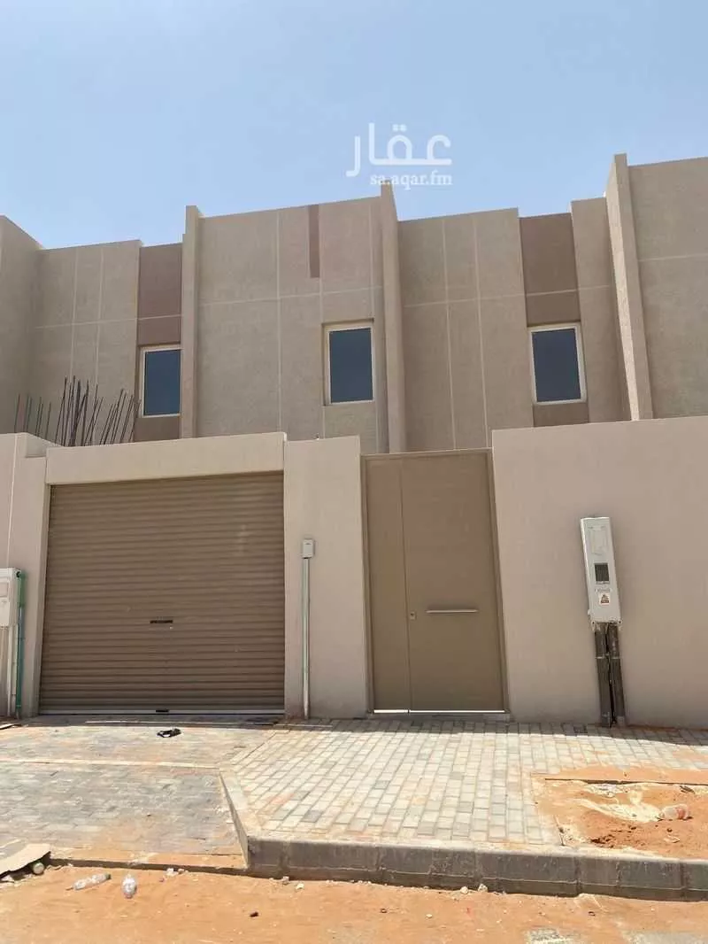 فيلا للإيجار في شارع الامير فيصل بن بندر بن عبدالعزيز الفرعي ، حي مطار الملك خالد الدولي ، الرياض ، منطقة الرياض 1 صورة
