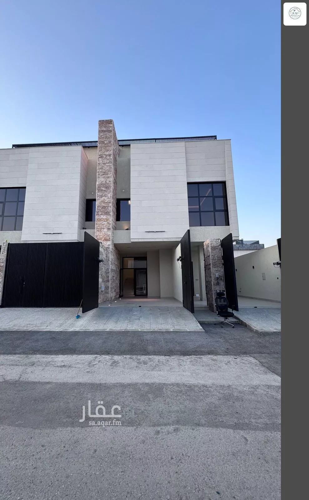 دور للبيع في شارع رقم 395, حي المونسية, مدينة الرياض, منطقة الرياض 1 صورة