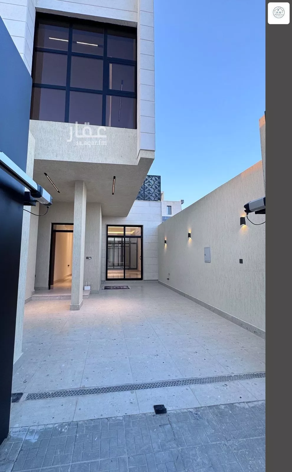 فيلا للبيع في شارع رقم 452, حي المونسية, مدينة الرياض, منطقة الرياض 1 صورة