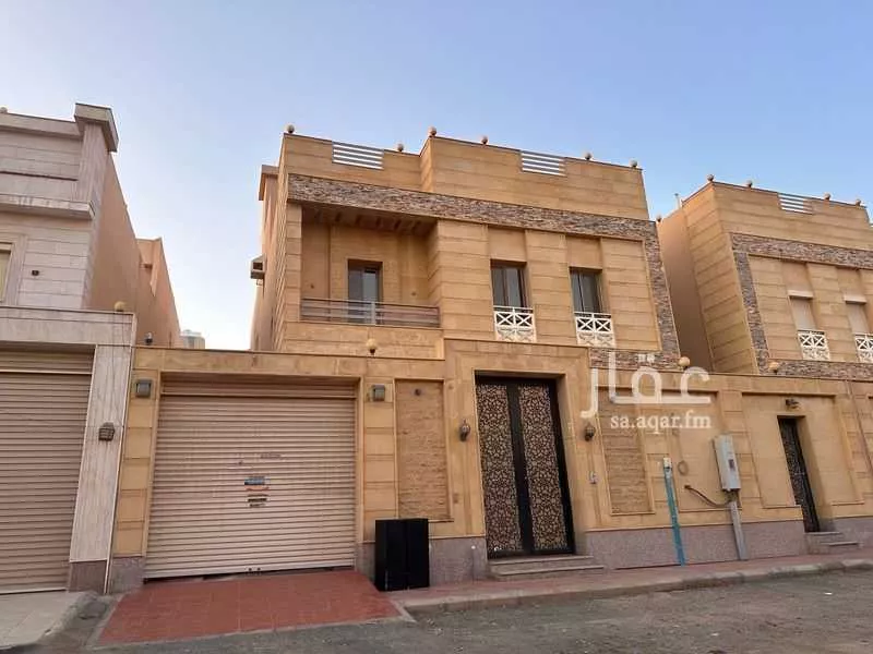 فيلا للإيجار في شارع عدي بن أوس ، حي طيبة ، جدة ، جدة 1 صورة