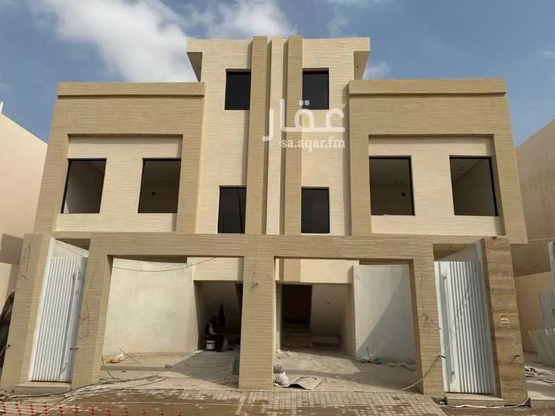 دور للبيع في شارع لقاح, حي عكاظ, مدينة الرياض, منطقة الرياض 1 صورة