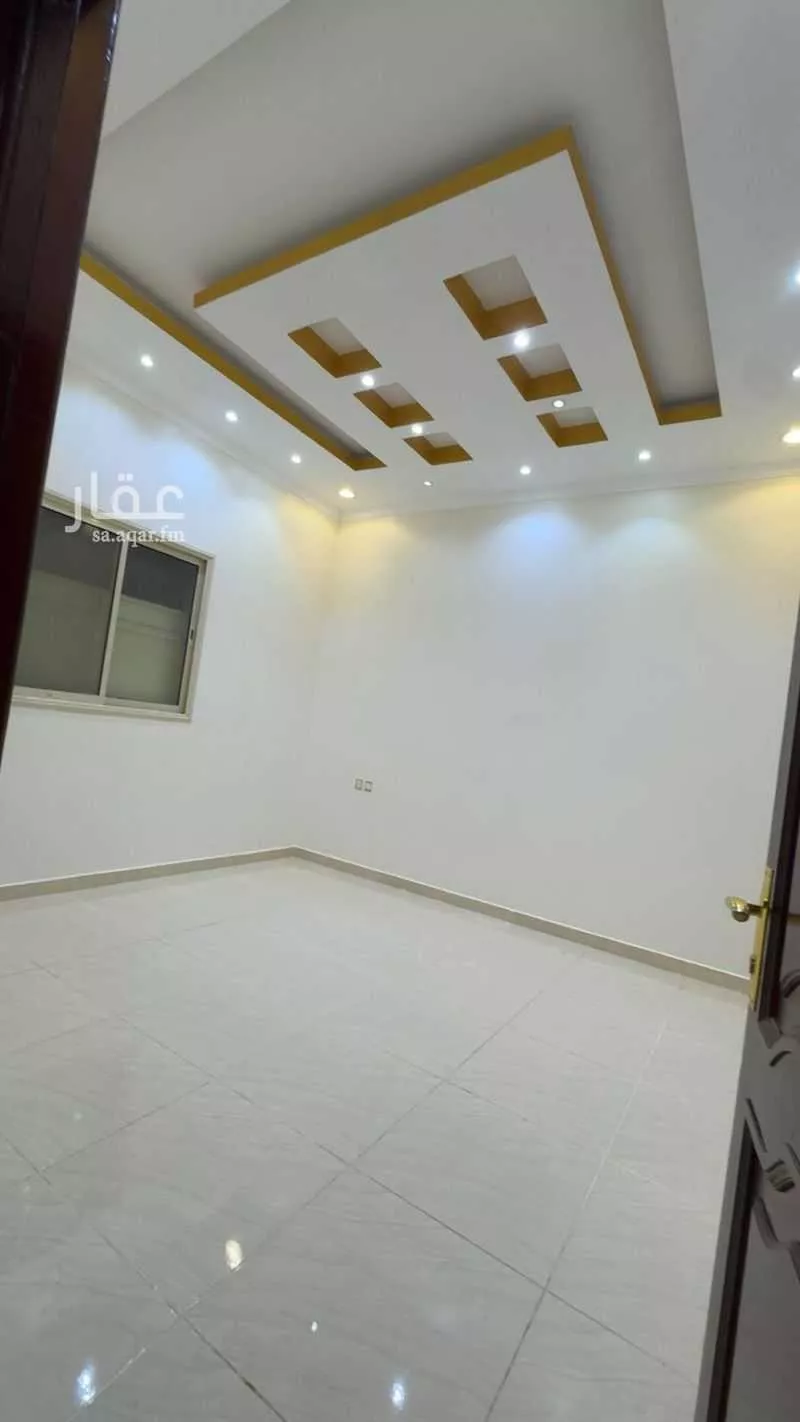 شقة للإيجار في شارع عين العزيزية, حي الضباب, مدينة أبها, منطقة عسير 1 صورة