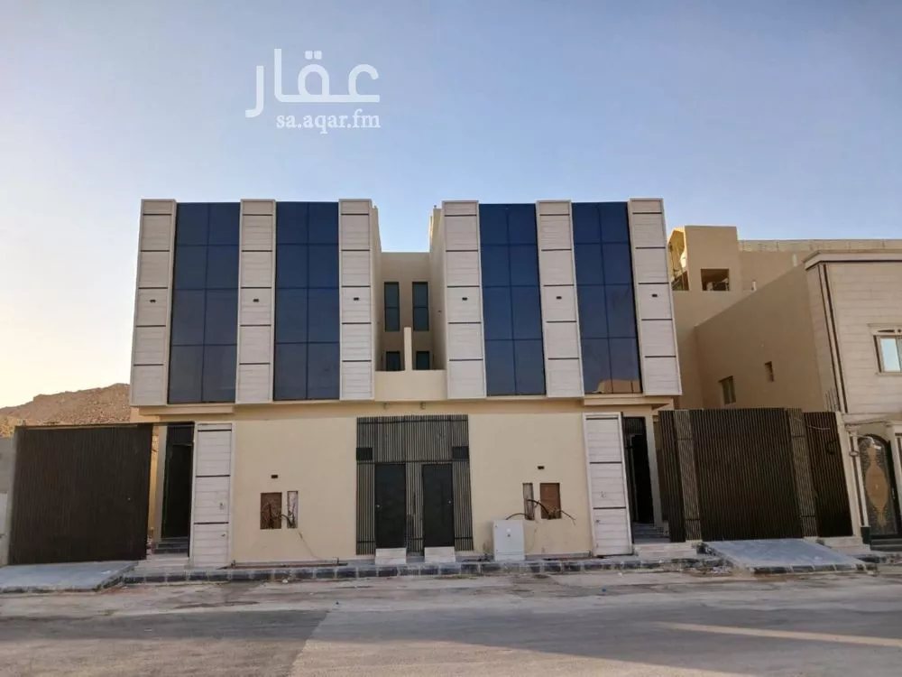 فيلا للبيع في شارع ابن الأغلب, حي النرجس, مدينة الرياض, منطقة الرياض 1 صورة