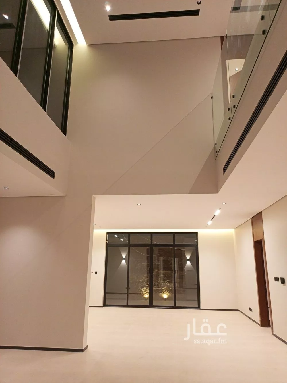 فيلا للبيع في شارع ابن عثمان السلمي, حي العارض, مدينة الرياض, منطقة الرياض 1 صورة