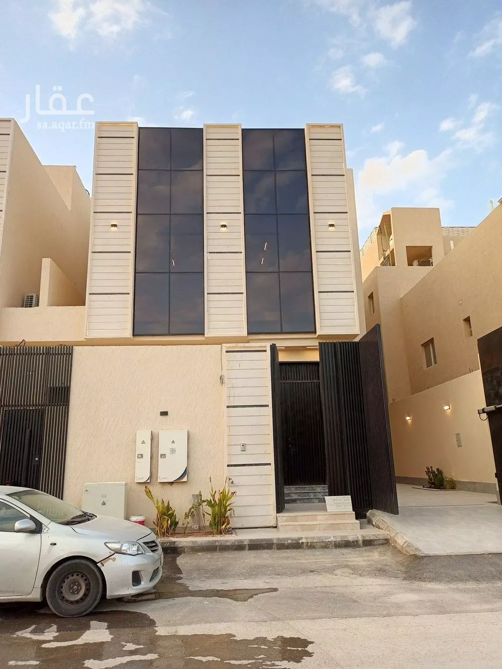 فيلا للبيع في شارع حامد كعكي, حي النرجس, مدينة الرياض, منطقة الرياض 1 صورة