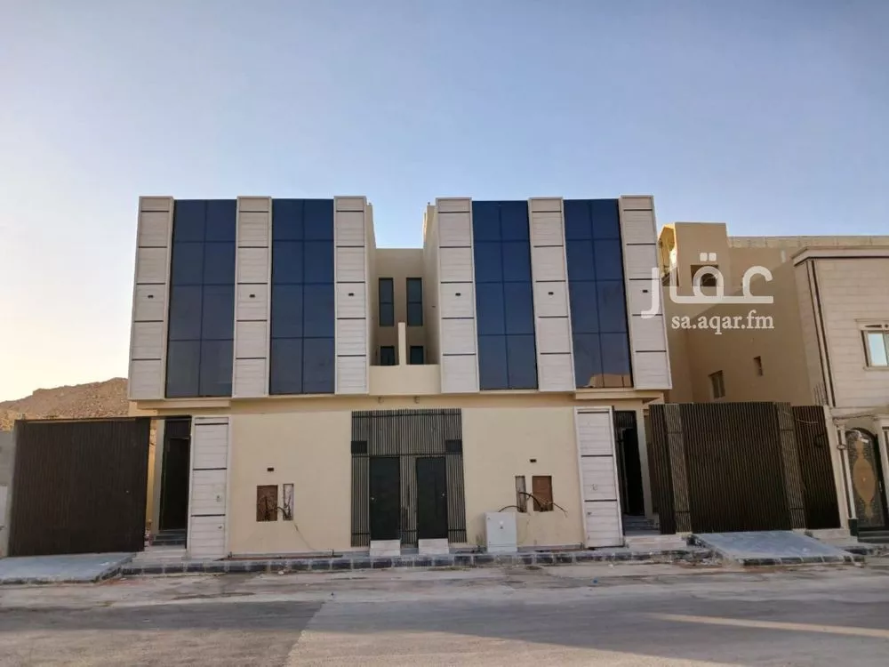 فيلا للبيع في شارع حامد كعكي, حي النرجس, مدينة الرياض, منطقة الرياض 1 صورة