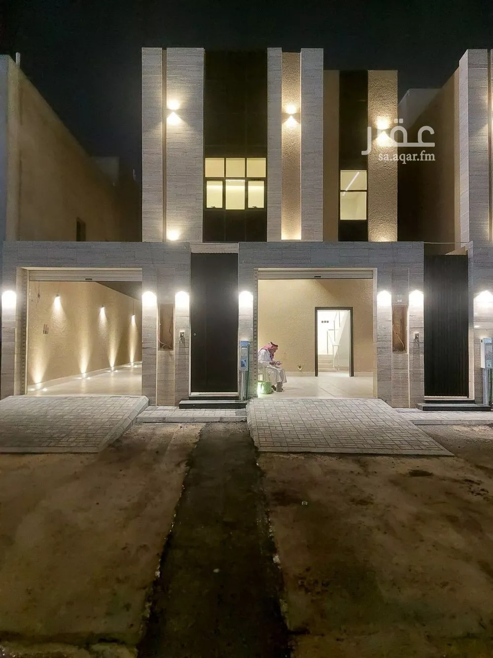 فيلا للبيع في شارع عبدالرحمن الداخل, حي طويق, مدينة الرياض, منطقة الرياض 1 صورة