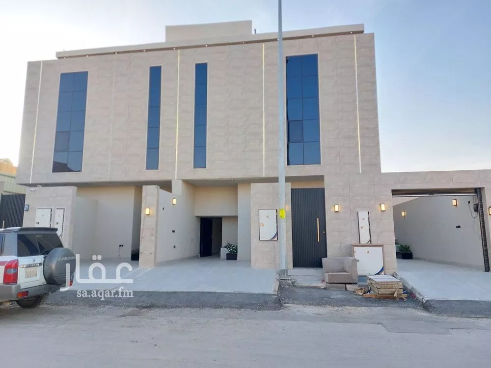 دور للبيع في شارع عثمان بن صدقة, حي طويق, مدينة الرياض, منطقة الرياض 1 صورة