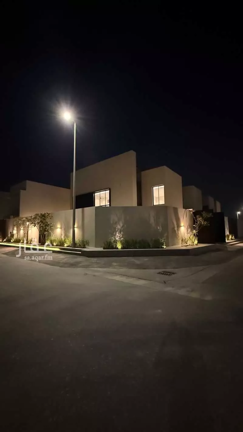 فيلا للبيع في شارع الوفاق, حي البحر, مدينة الخبر, المنطقة الشرقية 1 صورة