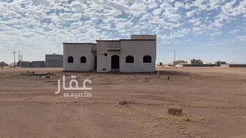 فيلا للبيع في شارع عثمر القديم 111 ، القاعد ، منطقة حائل 1 صورة
