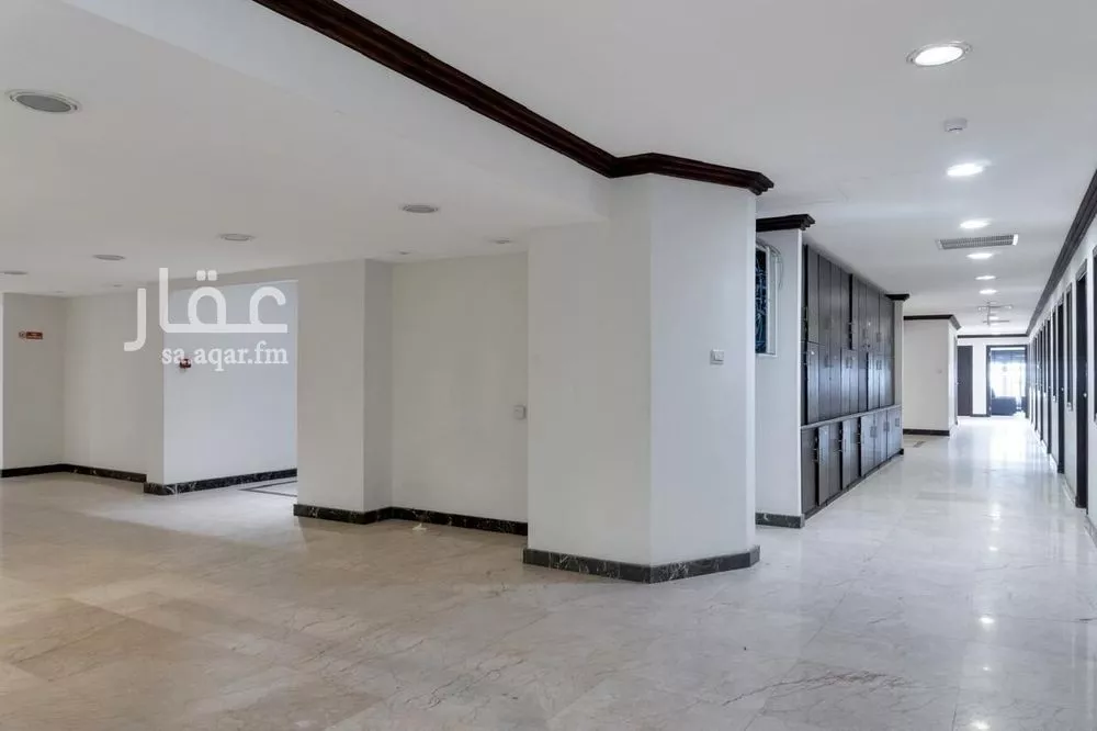 عمارة للإيجار في شارع البطحاء, حي الفوطة, مدينة الرياض, منطقة الرياض 1 صورة