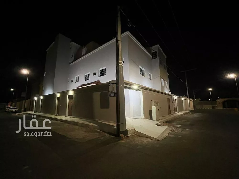 عمارة للبيع في شارع نهر العوجاء, حي صلاح الدين, مدينة حائل, منطقة حائل 1 صورة