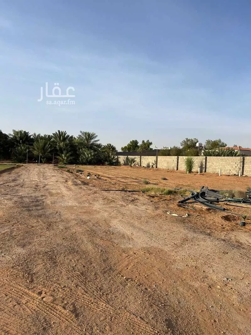 مزرعة للبيع في مدينة المزاحميه, منطقة الرياض 1 صورة