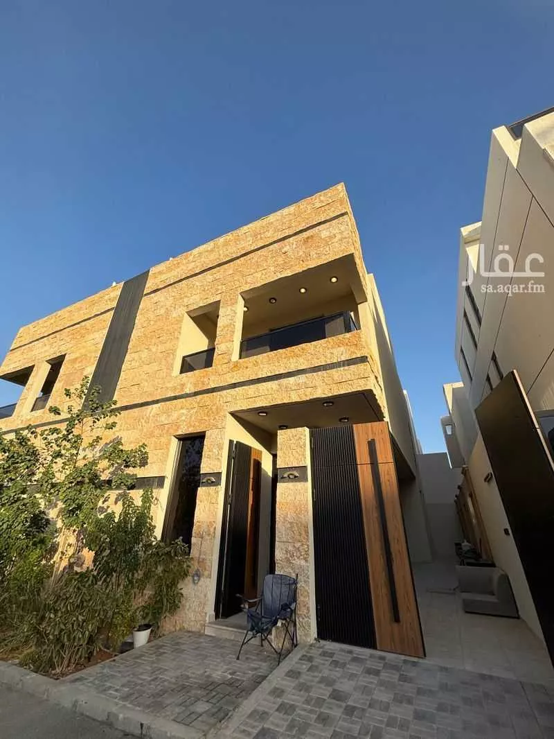 فيلا للبيع في شارع ابن المهاجر, حي المهدية, مدينة الرياض, منطقة الرياض 1 صورة