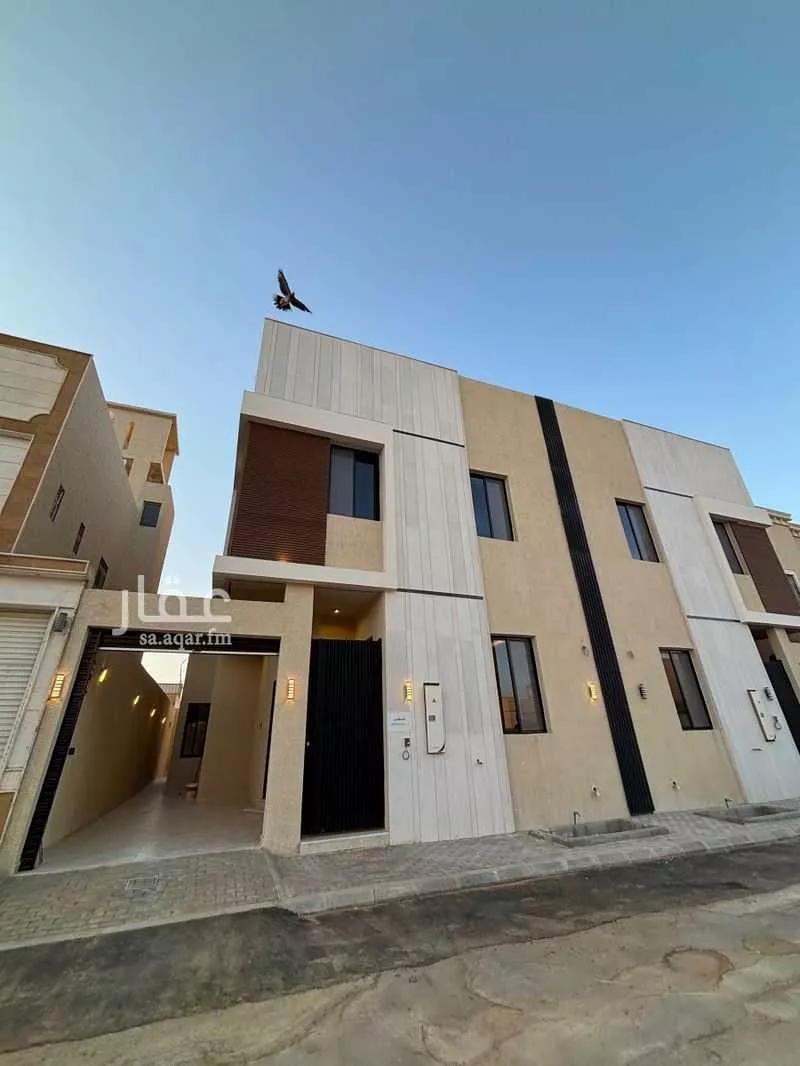 فيلا للبيع في شارع ابن المهاجر, حي المهدية, مدينة الرياض, منطقة الرياض 1 صورة