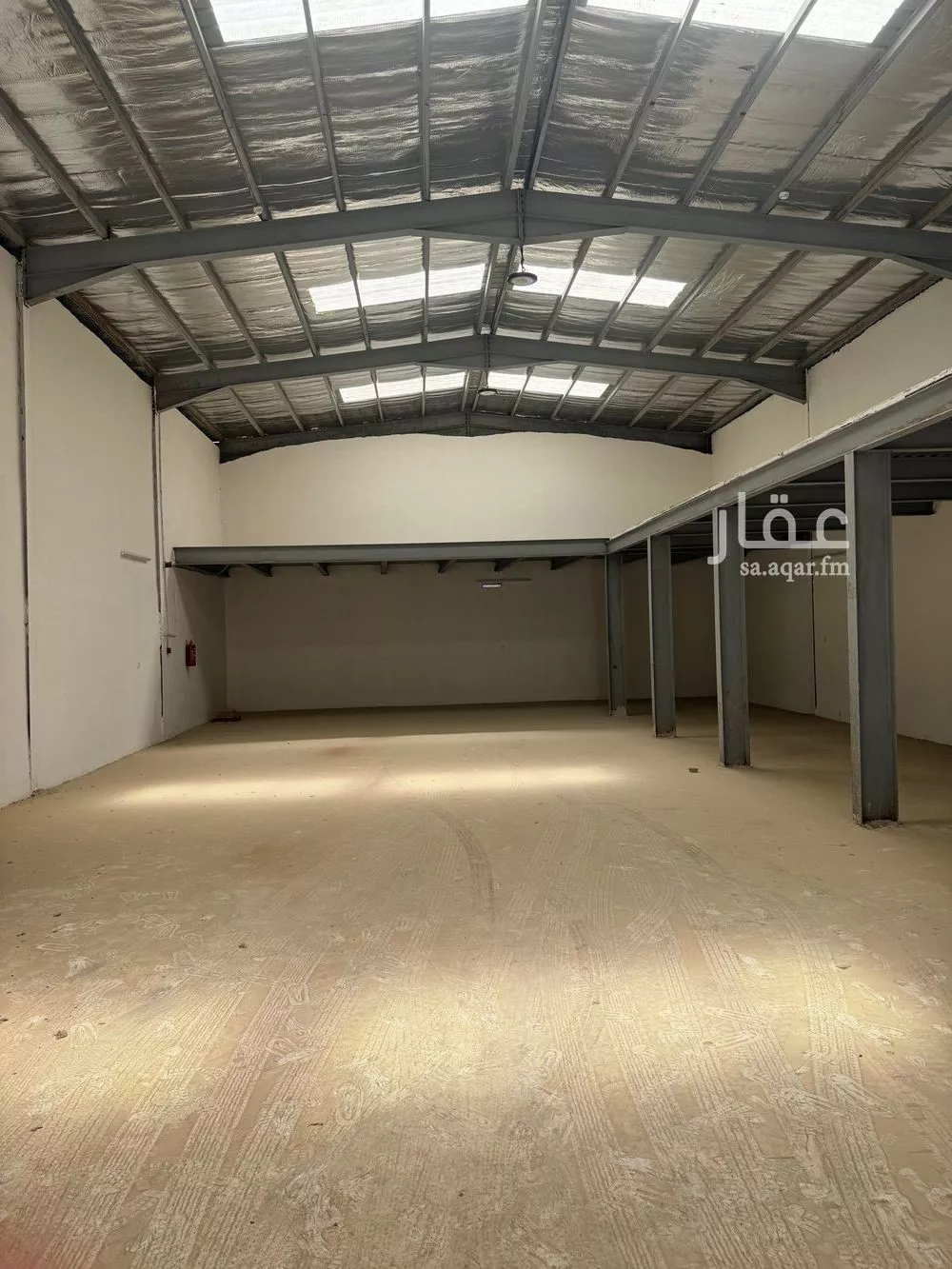 مستودع للإيجار في شارع وثيلان, حي السلي, مدينة الرياض, منطقة الرياض 1 صورة