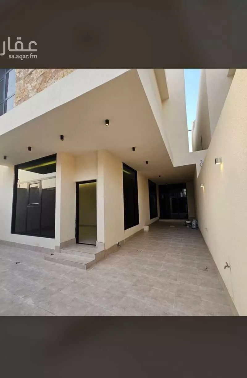 فيلا للبيع في حي التحلية, مدينة الخبر, المنطقة الشرقية 1 صورة