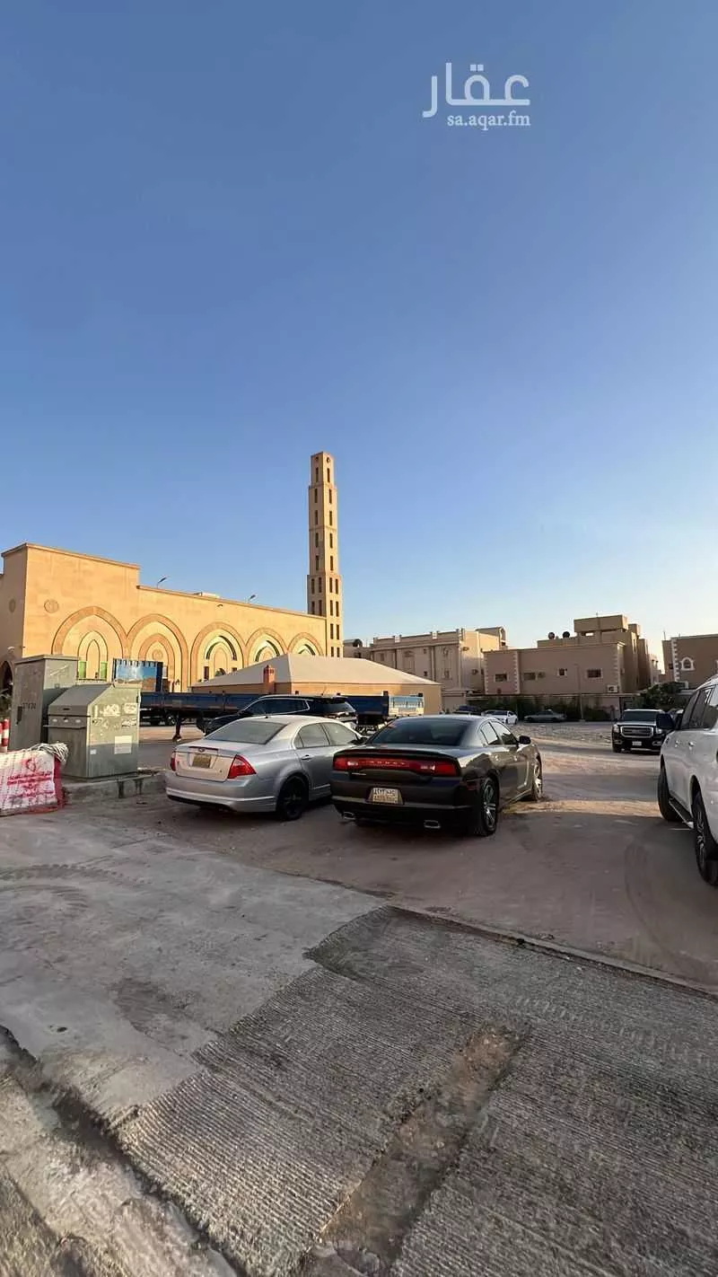 فيلا للبيع في شارع الحديقة, حي النفل, مدينة الرياض, منطقة الرياض 1 صورة