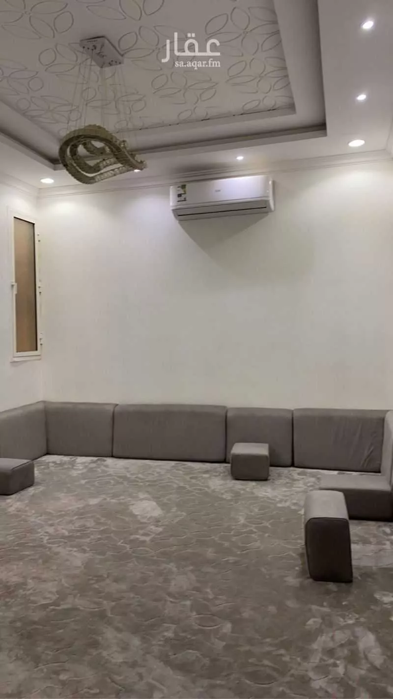 فيلا للبيع في شارع رقم 170 ، حي الجنادرية ، الرياض ، منطقة الرياض 1 صورة