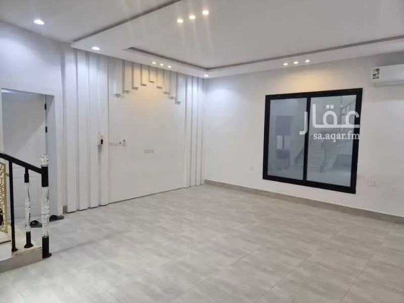 فيلا للبيع في شارع حسين العصامي, حي الرمال, مدينة الرياض, منطقة الرياض 1 صورة