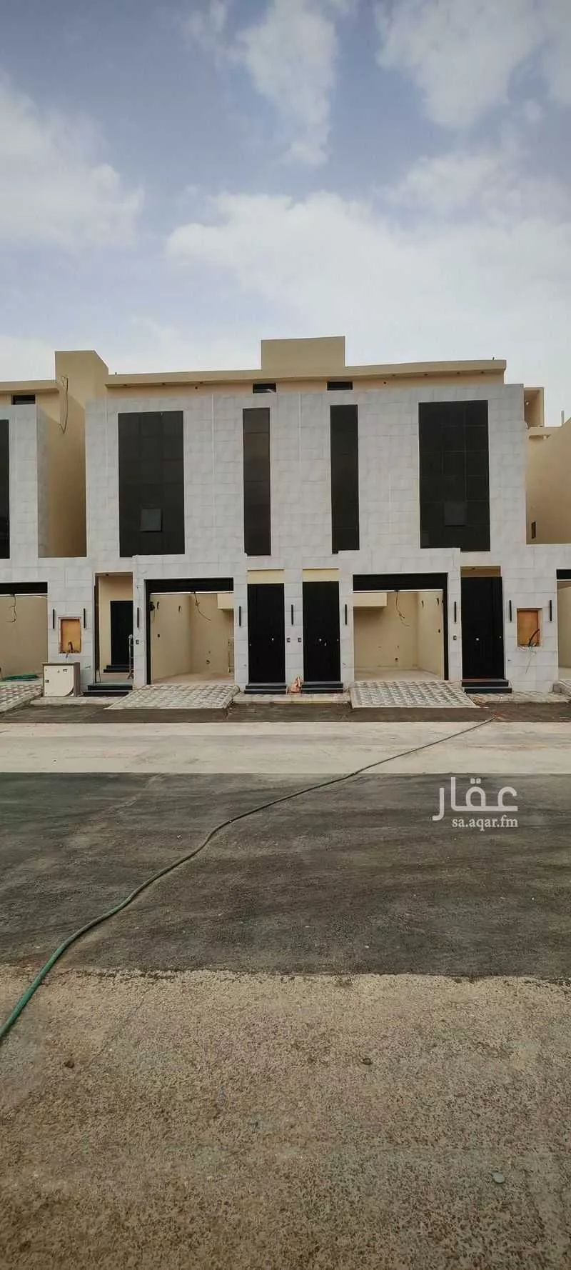 دور للبيع في شارع علي الدرويش, حي طويق, مدينة الرياض, منطقة الرياض 1 صورة