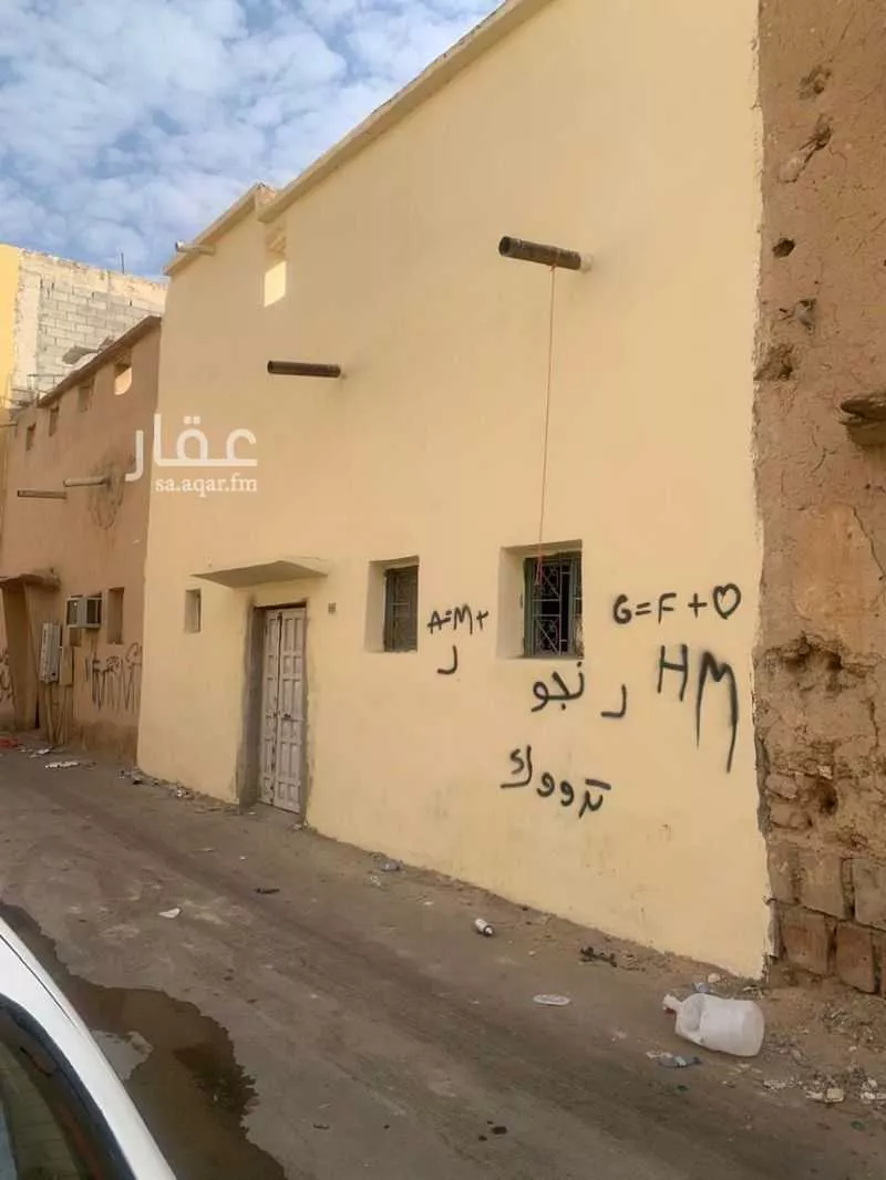 فيلا للبيع في شارع ابن أبي العافية, حي الجرادية, مدينة الرياض, منطقة الرياض 1 صورة
