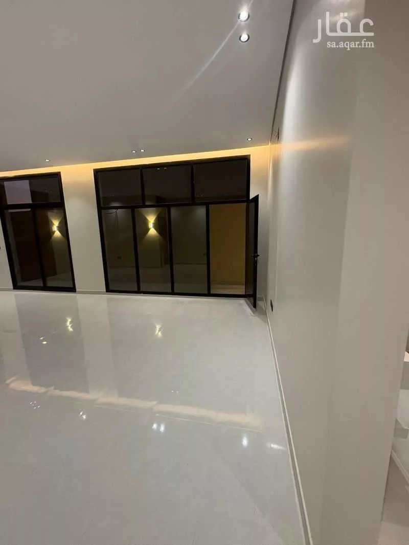 أرض للإيجار في شارع أدهم بن محرز, حي الملك فيصل, مدينة الرياض, منطقة الرياض 1 صورة