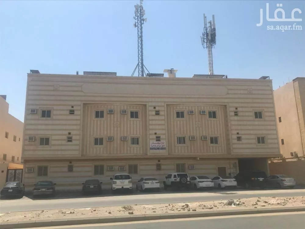 عمارة للبيع في شارع الخيالة, حي الياسمين, مدينة الرياض, منطقة الرياض 1 صورة