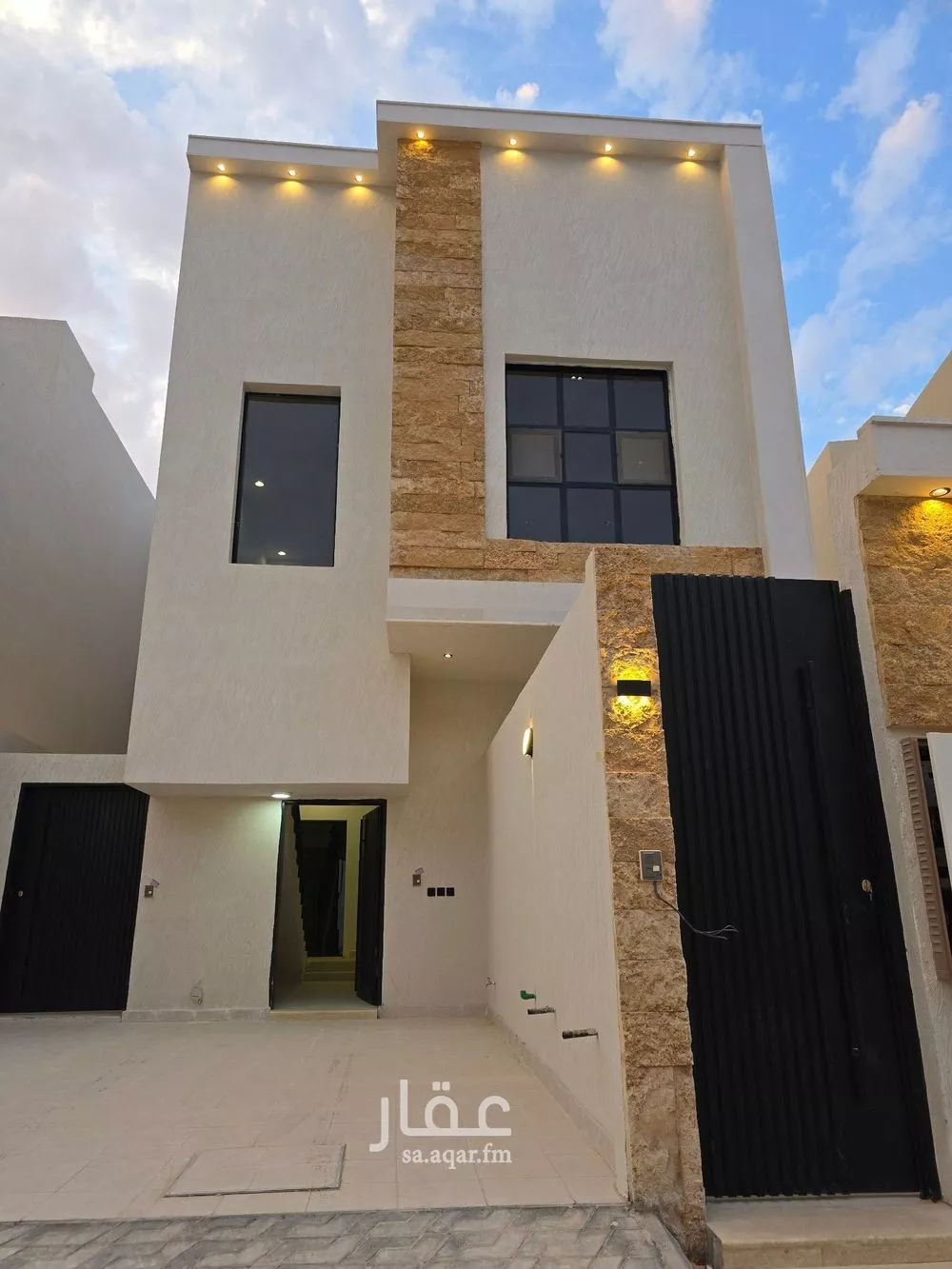 شقة للبيع في حي عكاظ, مدينة الرياض, منطقة الرياض 1 صورة